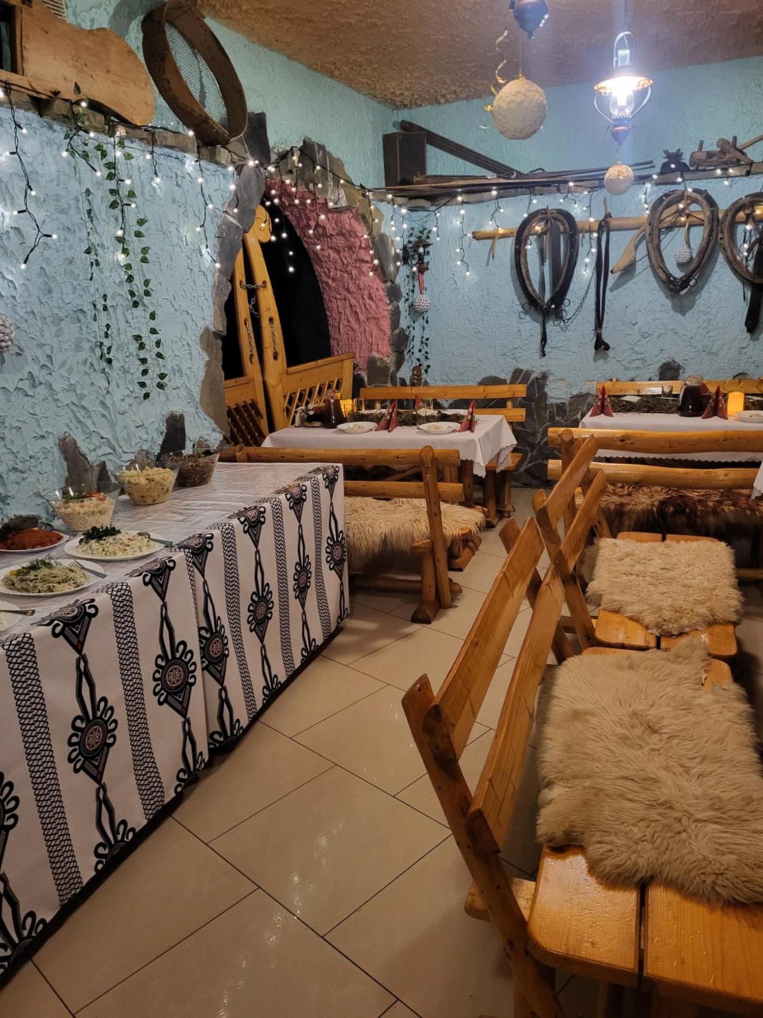 Bed and Breakfast Glamping Gliczarow Klapnioki Lesnica  Экстерьер фото