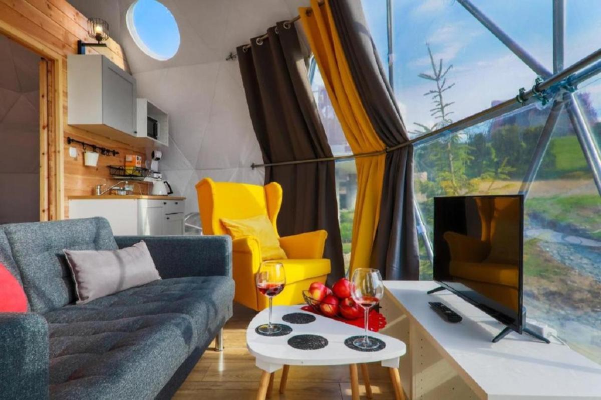 Bed and Breakfast Glamping Gliczarow Klapnioki Lesnica  Экстерьер фото